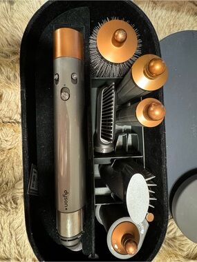 Dyson Multi-Styler Set in Black and Copper